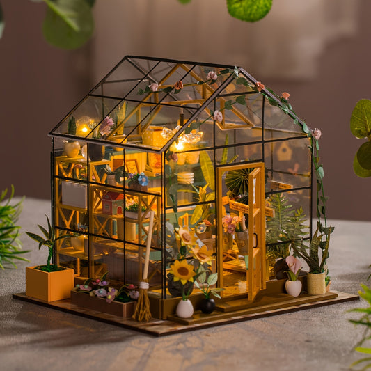 Tiny Greenhouse DIY Kit